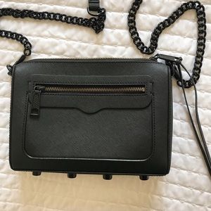 Avery Crossbody